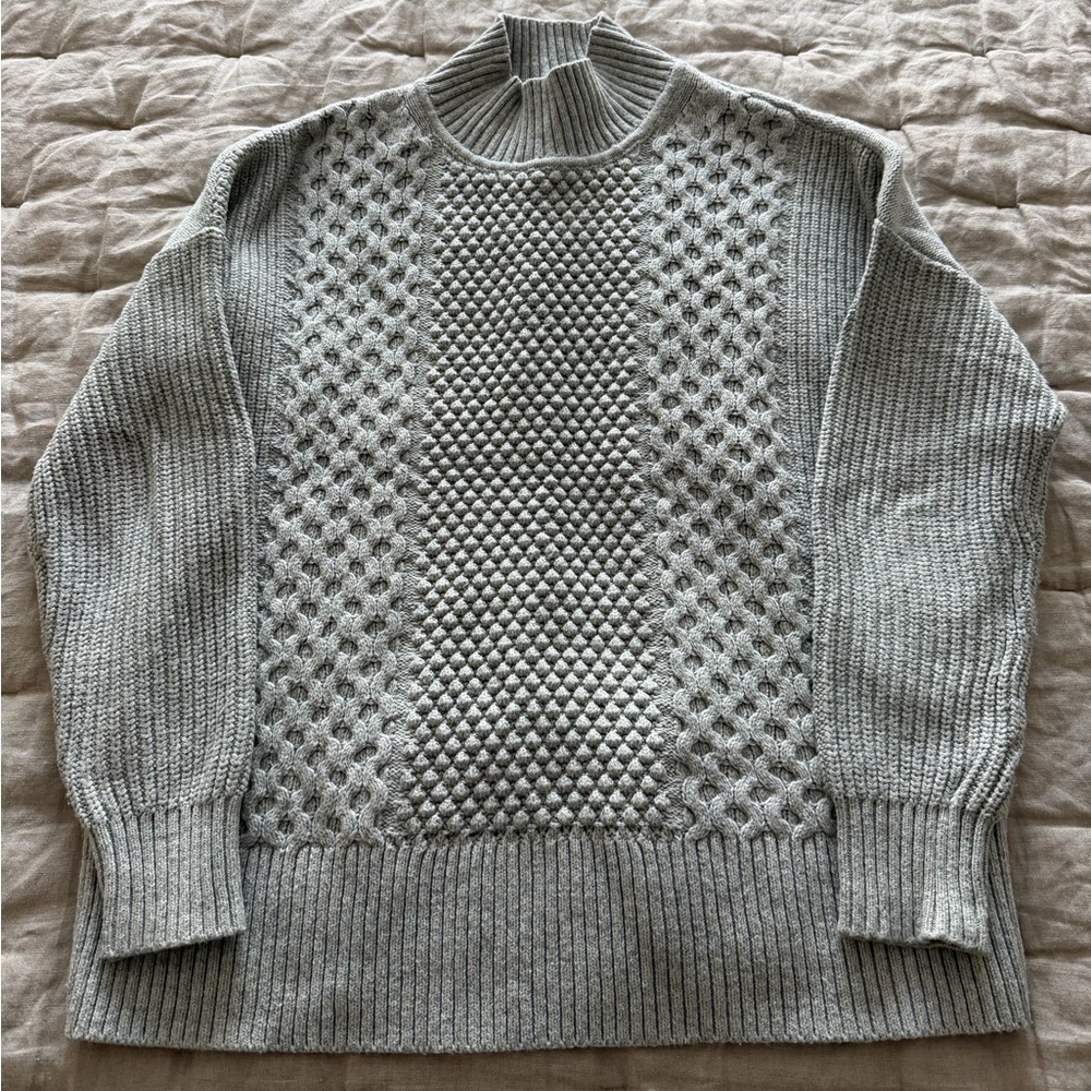 Gap gray sweater, XS